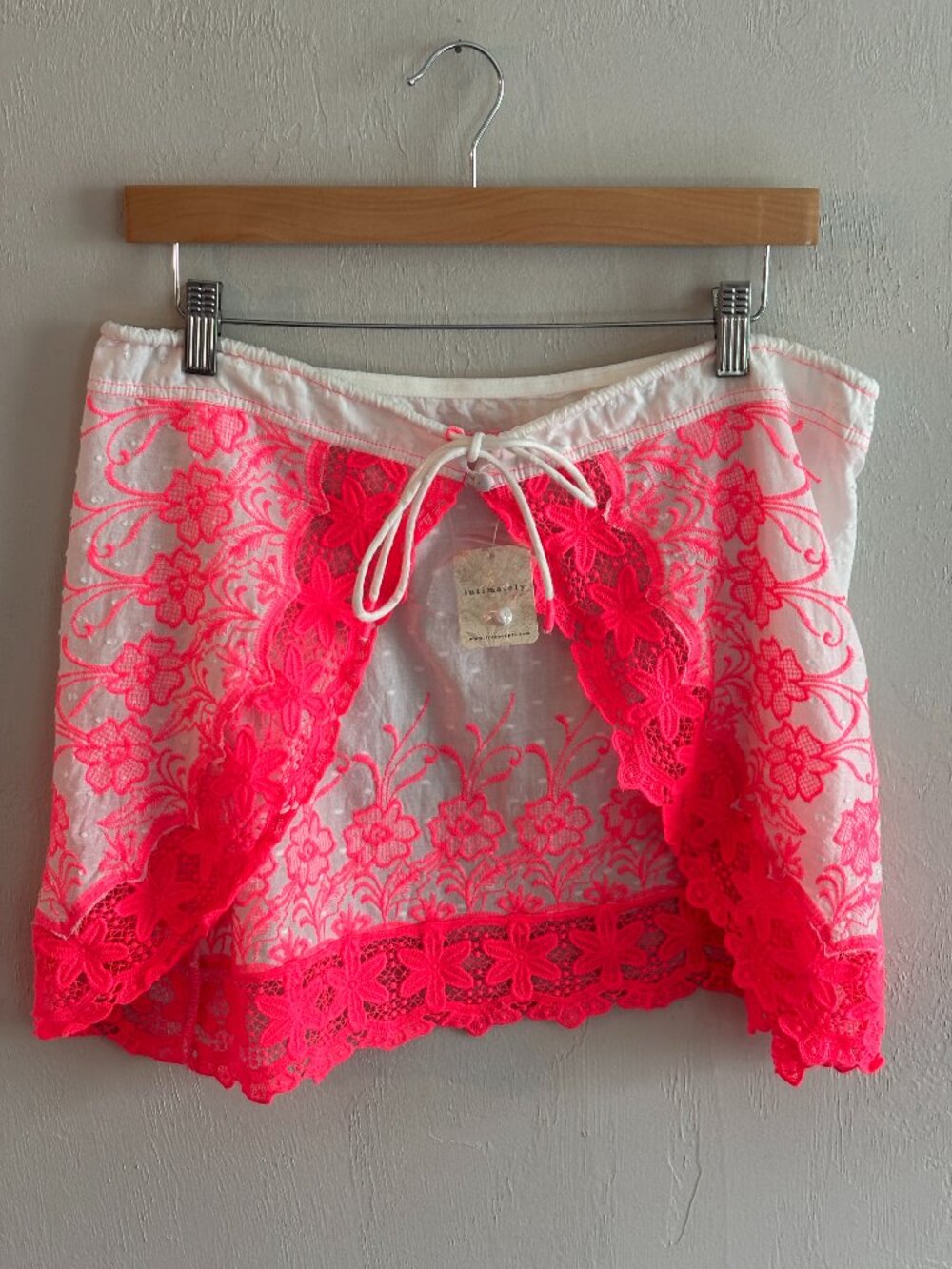 NWT Free People (XS) Day Glow Tube Top Neon Pink White Cotton Lace